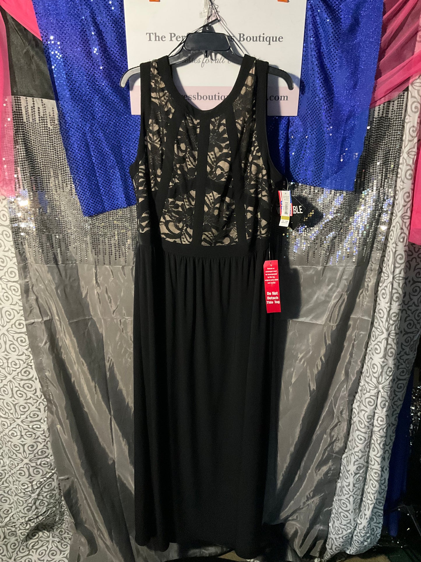 Black and tan R&M Richard’s gown