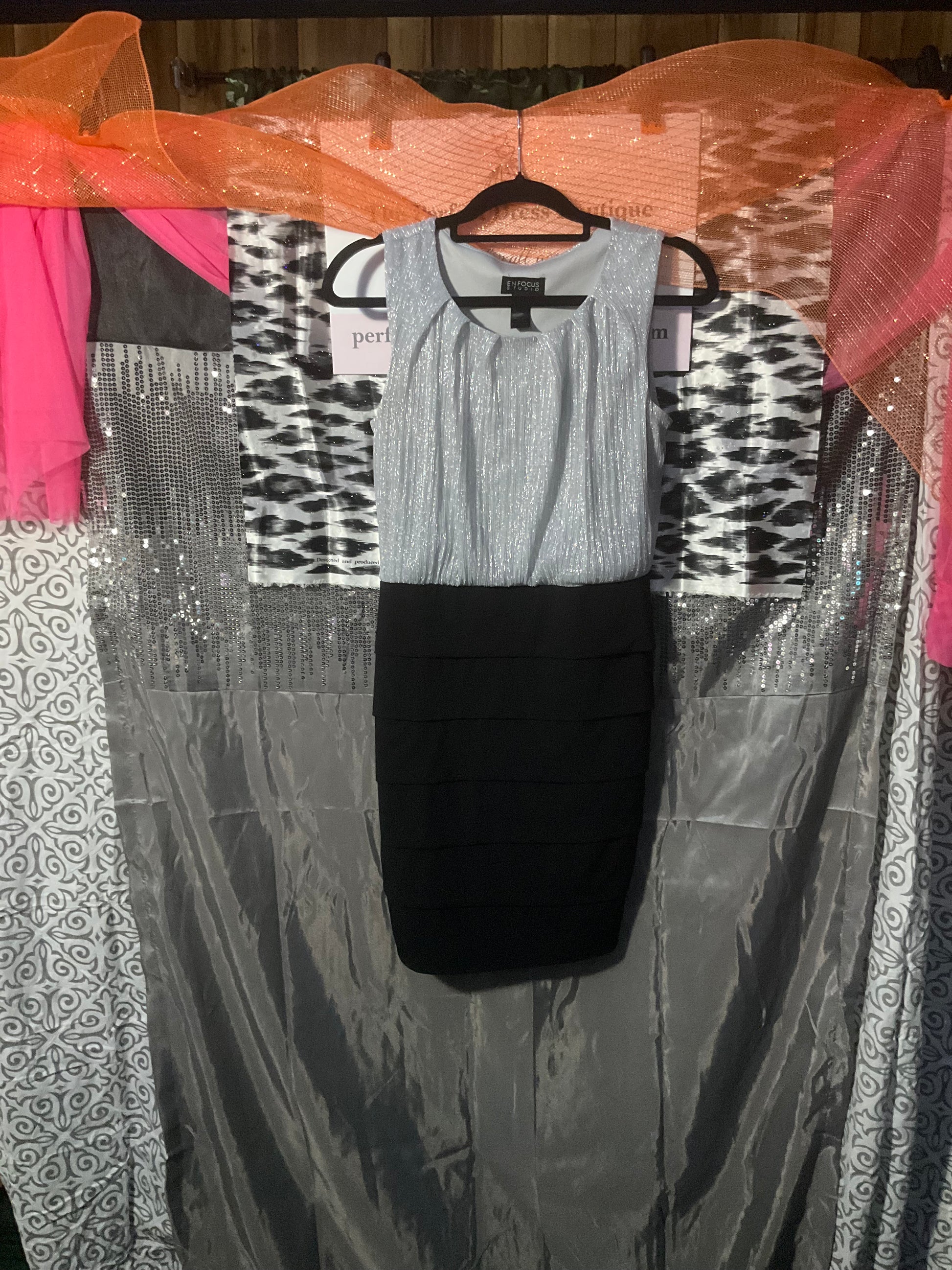 enfocus studio black dress En Focus Size 12 Black/Silver sequin Pre-Owned Ladies New With Tags Dress