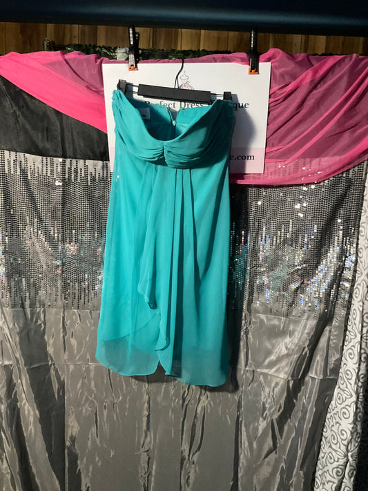 Knee length strapless chiffon special occasion dress